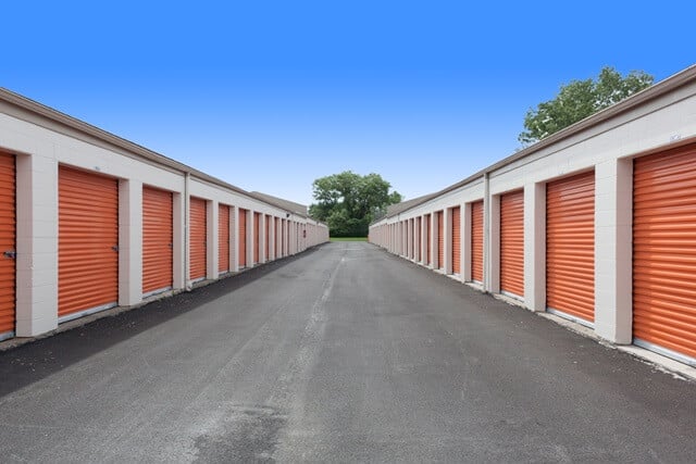 20×10 Self Storage Unit in Rochester, NY 605 Lee Road Rochester, New York 2