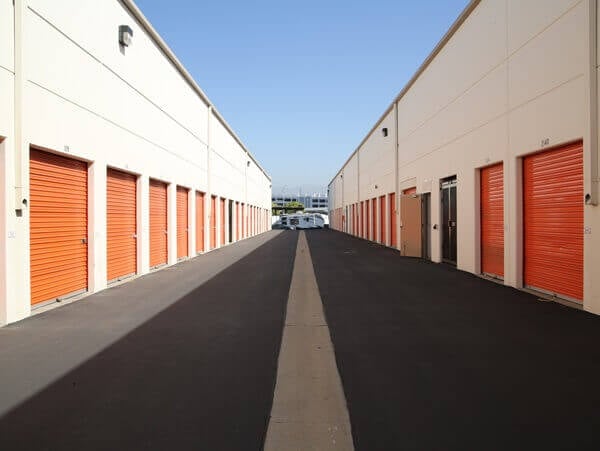 20×15 Self Storage Unit in Diamond Bar, CA 21035 E. Washington Ave Diamond Bar, California 2