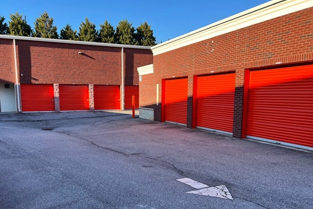 30×9 Parking Lot in Suwanee, GA 3900 McGinnis Ferry Rd Suwanee, Georgia 2