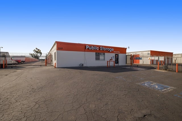 20×10 Self Storage Unit in Chula Vista, CA 2317 Main Street Chula Vista, California