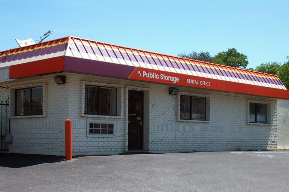 20×10 Self Storage Unit in Red Bank, TN 101 Harding Road Red Bank, Tennessee
